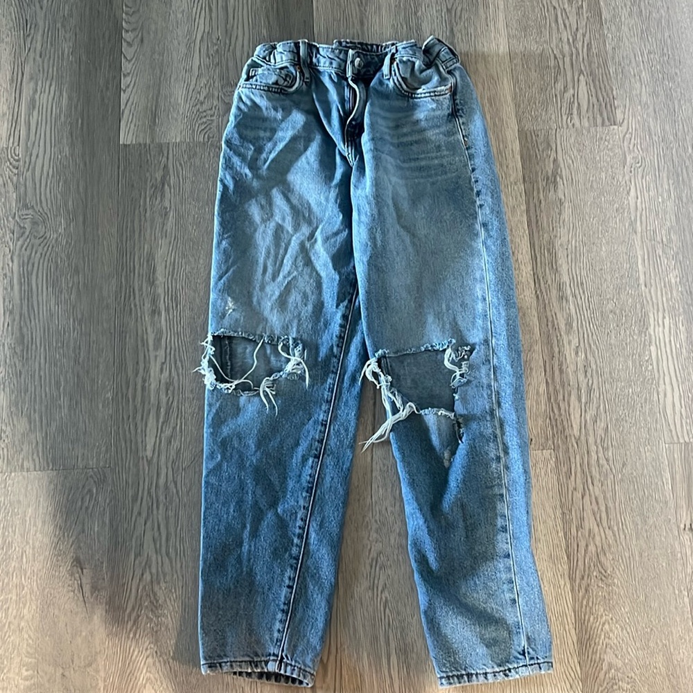 Forever 21 Girls Size 13/14 “mom style” jeans